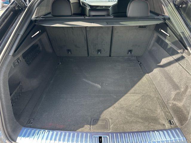 new 2025 Audi RS Q8 car, priced at $143,088