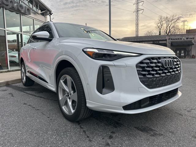 new 2025 Audi Q5 car, priced at $58,934