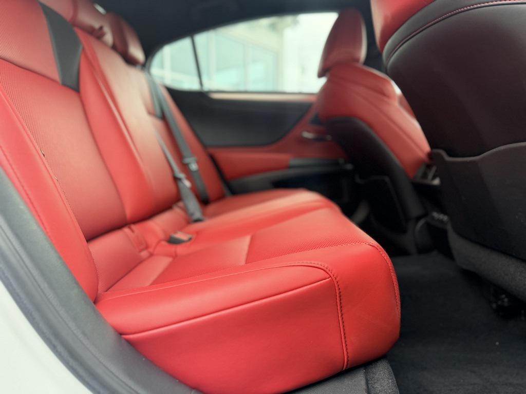 used 2019 Lexus ES 350 car, priced at $28,498