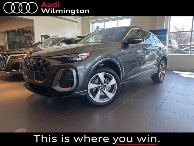 new 2025 Audi Q5 car, priced at $58,685