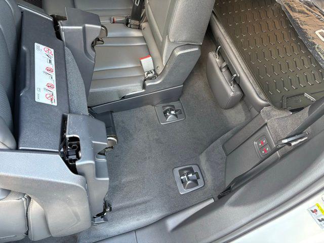 new 2025 Audi Q7 car, priced at $72,333