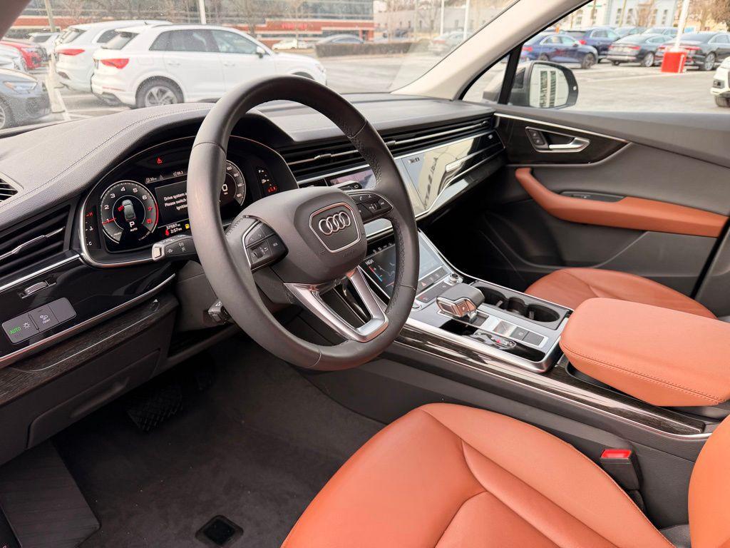 used 2023 Audi Q7 car, priced at $35,908