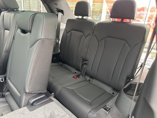 new 2026 Audi Q7 car, priced at $78,445