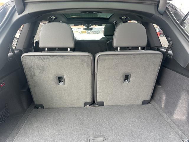 new 2026 Audi Q7 car, priced at $78,445