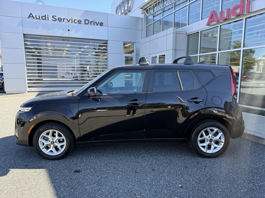 used 2022 Kia Soul car, priced at $15,500