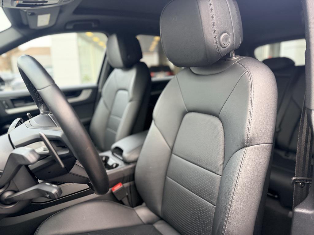 used 2024 Porsche Cayenne car, priced at $71,098