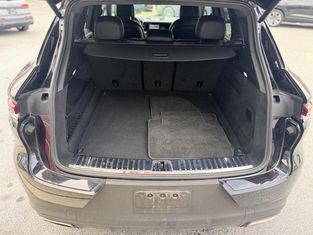 used 2024 Porsche Cayenne car, priced at $71,098