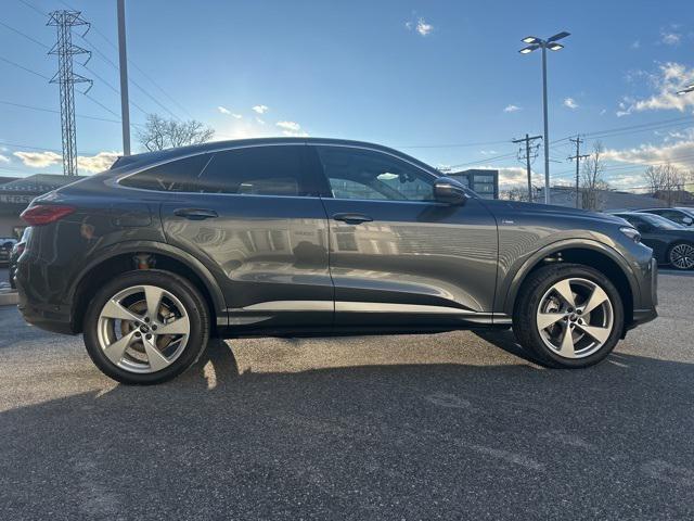 new 2025 Audi Q5 car, priced at $60,878