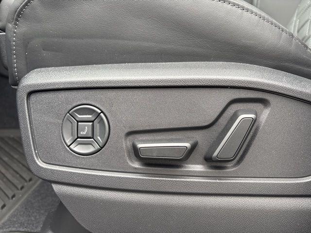 new 2025 Audi SQ5 car, priced at $73,595