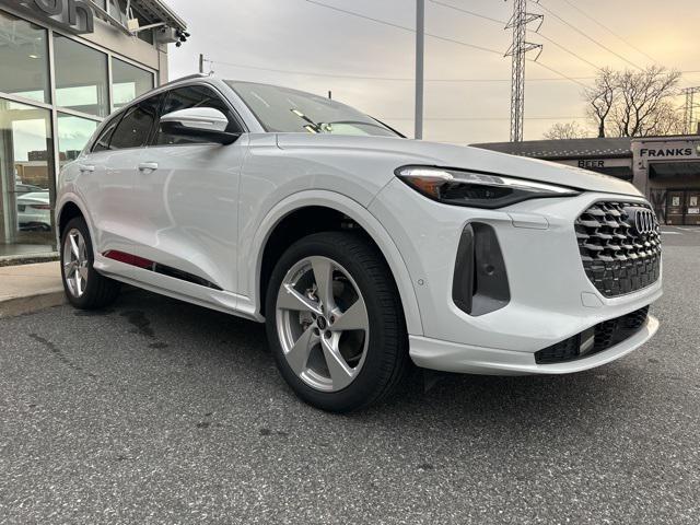 new 2025 Audi Q5 car, priced at $58,622