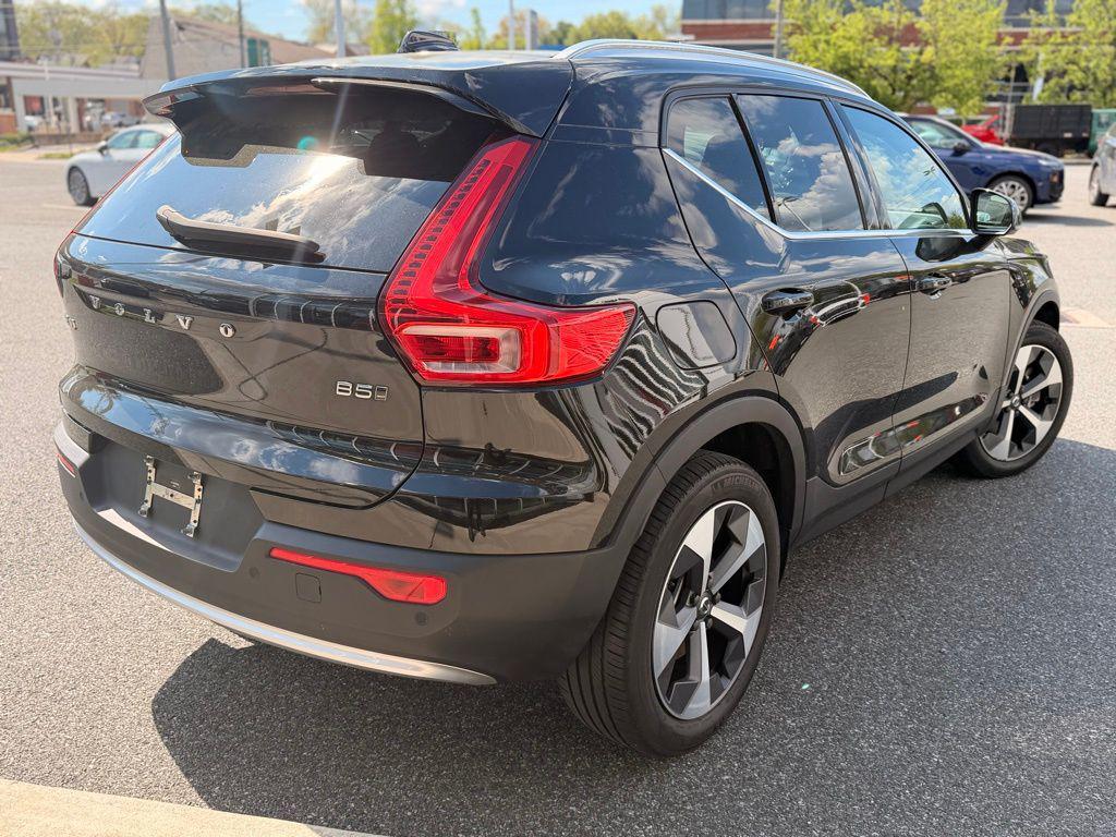 used 2023 Volvo XC40 car, priced at $27,865