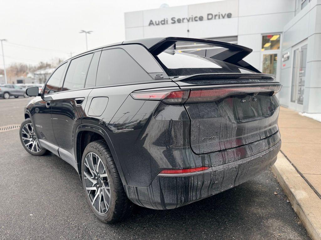 used 2025 Jeep Wagoneer S car, priced at $37,077