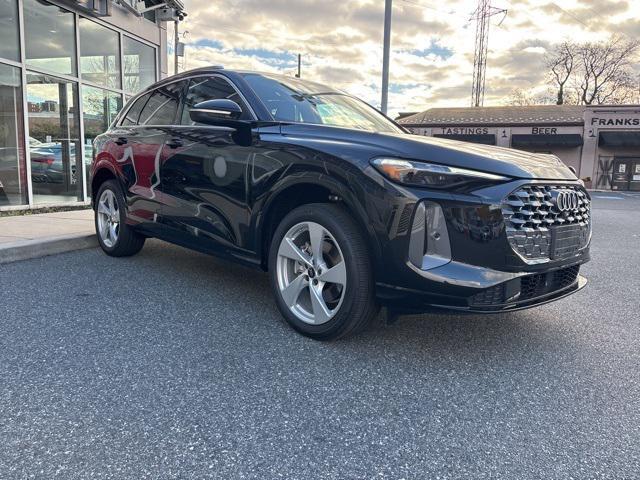 new 2025 Audi Q5 car, priced at $61,080