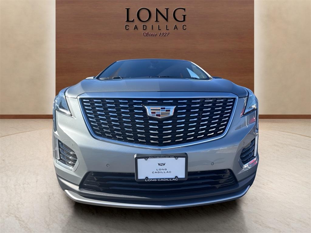 used 2023 Cadillac XT5 car, priced at $36,991