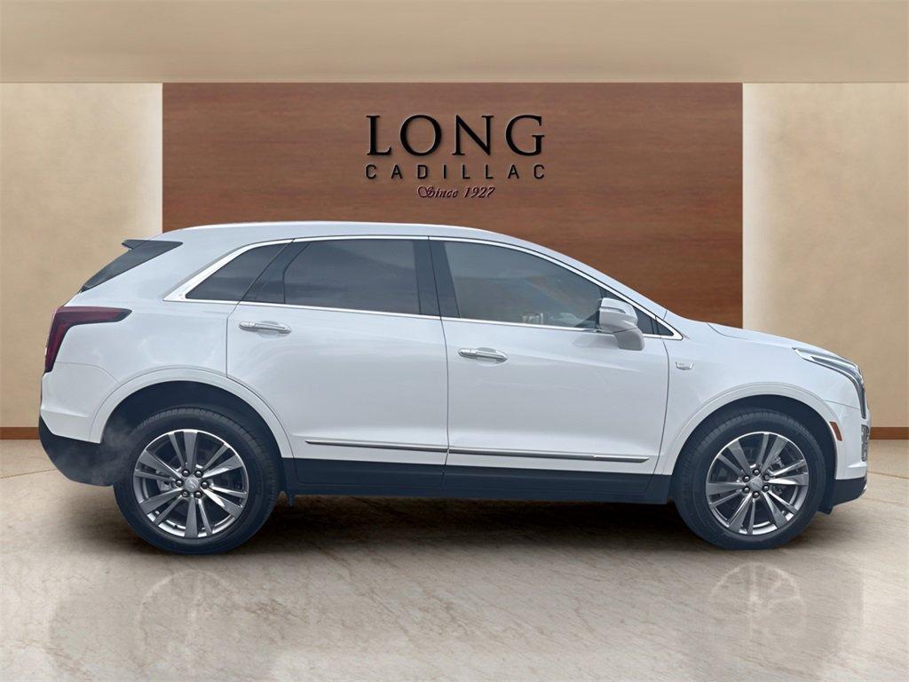 used 2025 Cadillac XT5 car, priced at $44,991