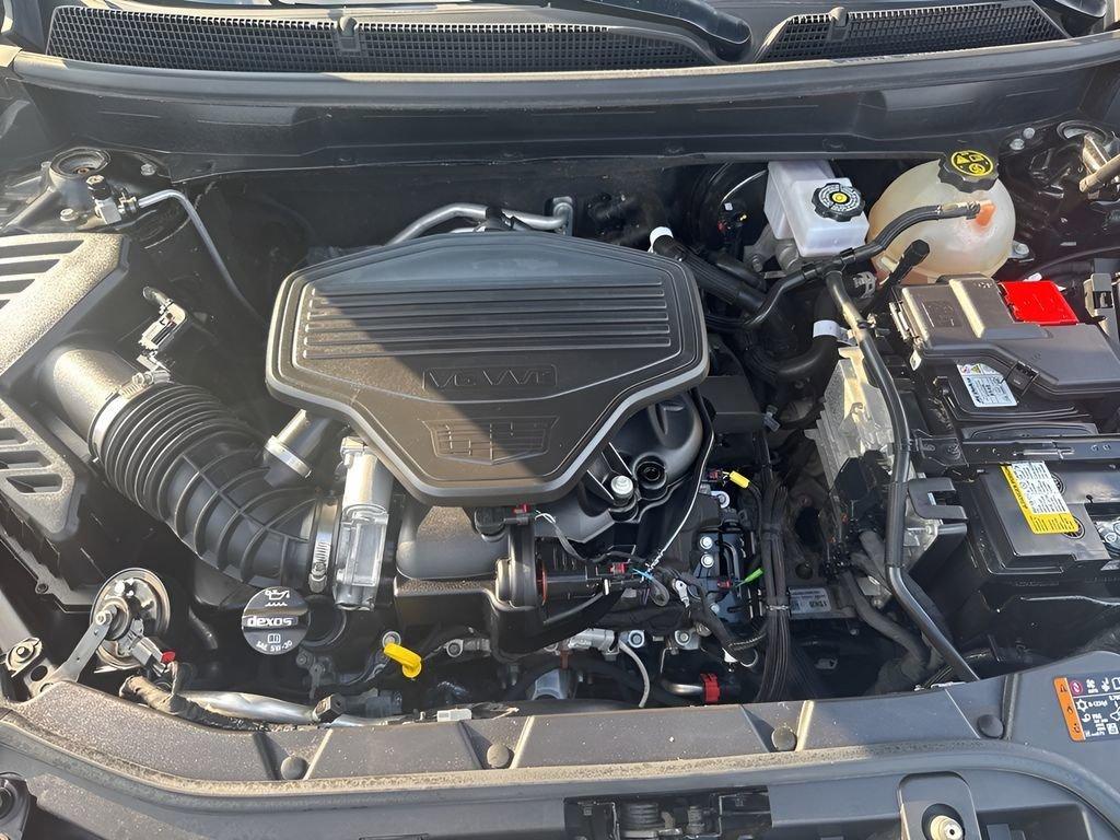 used 2023 Cadillac XT5 car, priced at $36,891