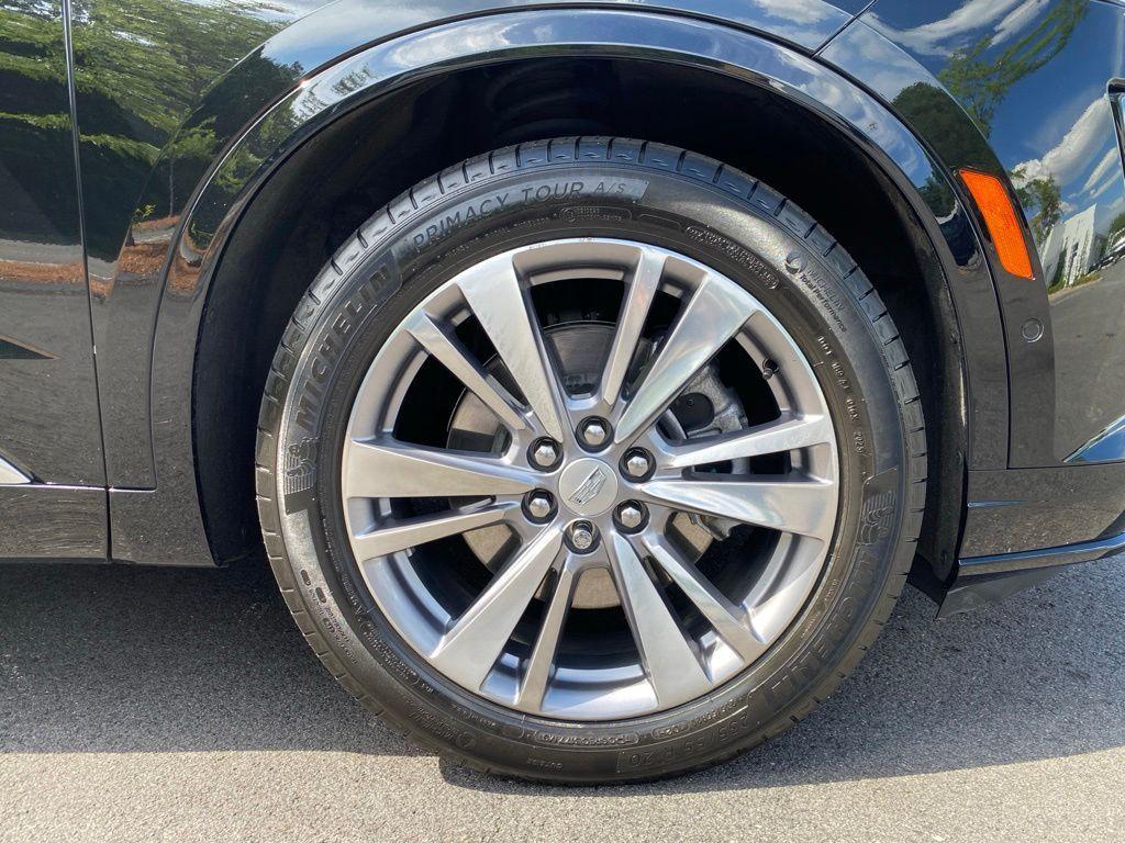 used 2024 Cadillac XT6 car, priced at $46,550