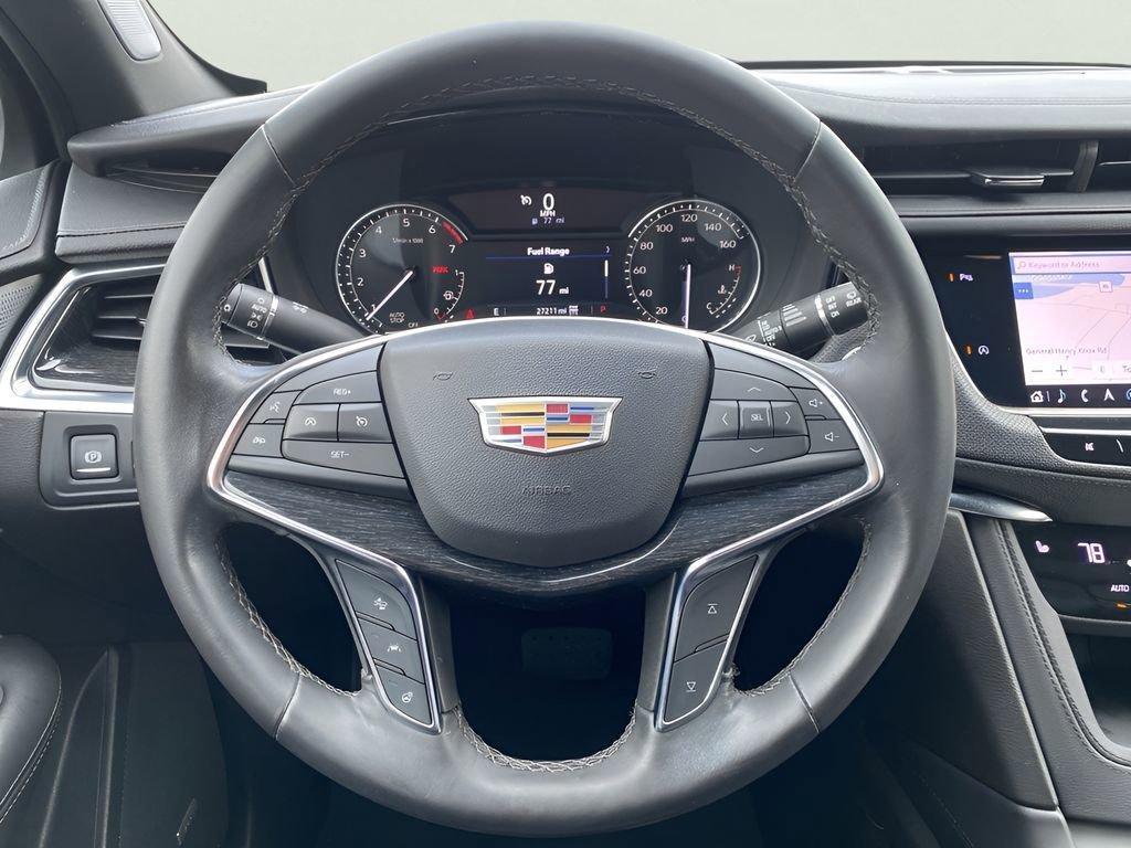 used 2022 Cadillac XT5 car, priced at $34,991