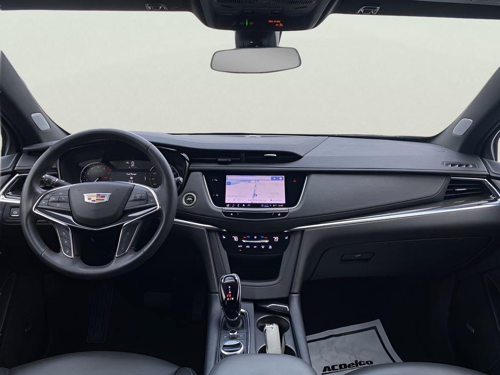 used 2022 Cadillac XT5 car, priced at $34,991