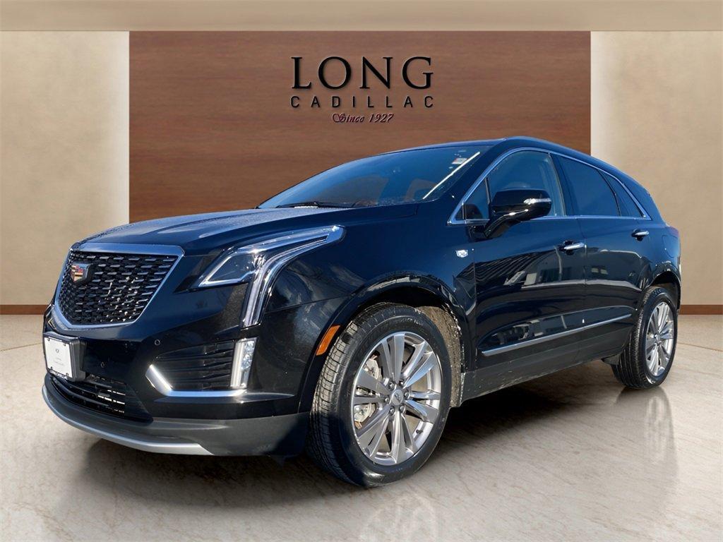 used 2025 Cadillac XT5 car, priced at $39,491