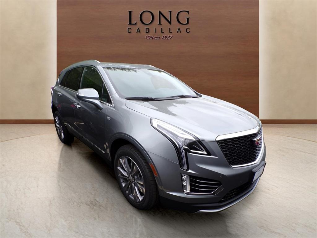 new 2025 Cadillac XT5 car, priced at $51,090