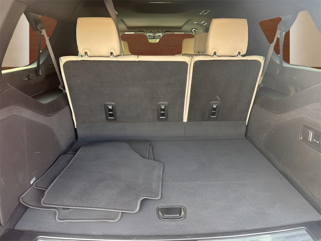 used 2022 Cadillac Escalade ESV car, priced at $66,991