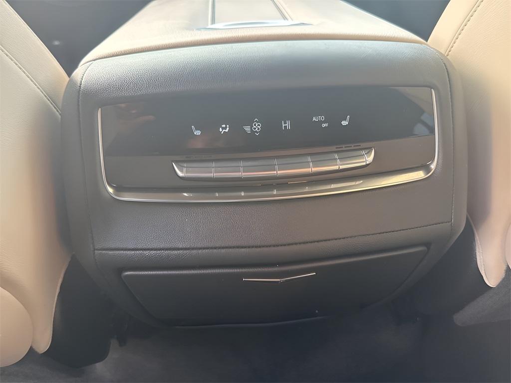 used 2022 Cadillac Escalade ESV car, priced at $66,991