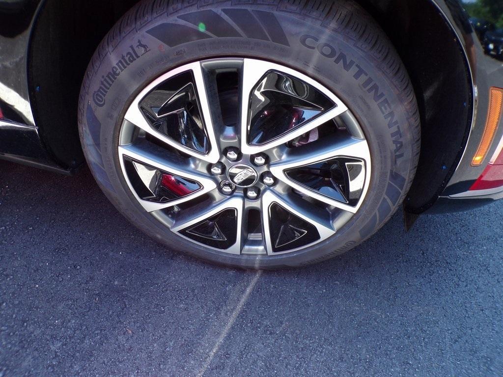 new 2025 Cadillac OPTIQ car, priced at $58,895