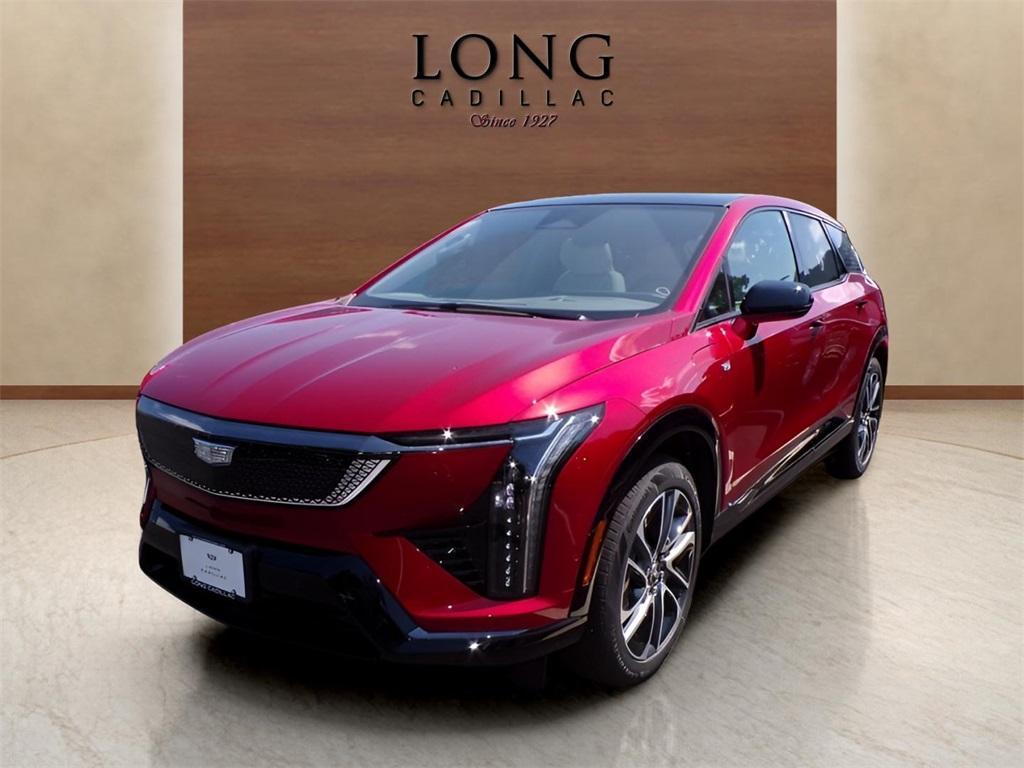 new 2025 Cadillac OPTIQ car, priced at $58,895
