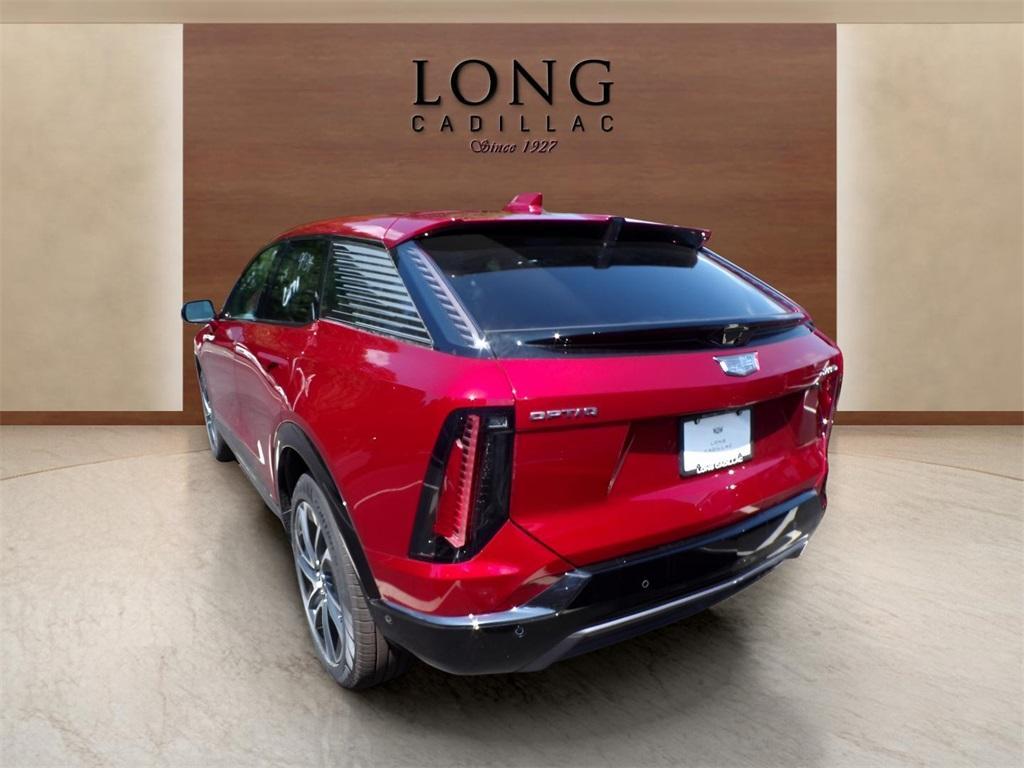 new 2025 Cadillac OPTIQ car, priced at $58,895