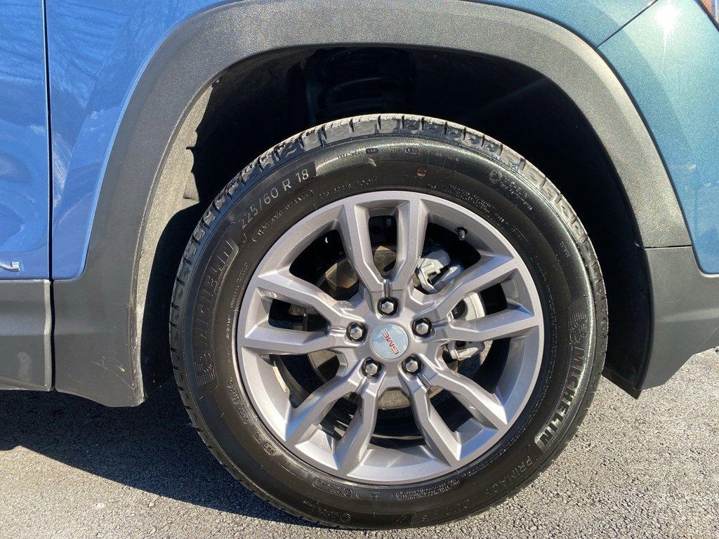 used 2024 GMC Terrain car, priced at $30,991