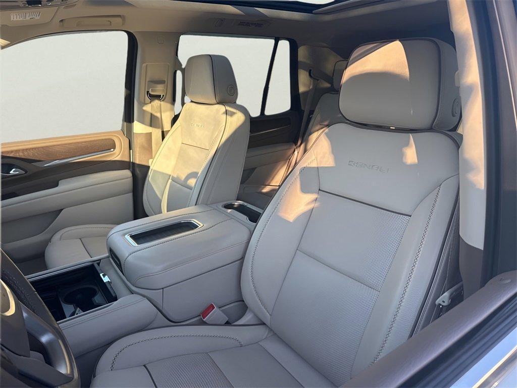 used 2022 GMC Yukon car, priced at $57,991