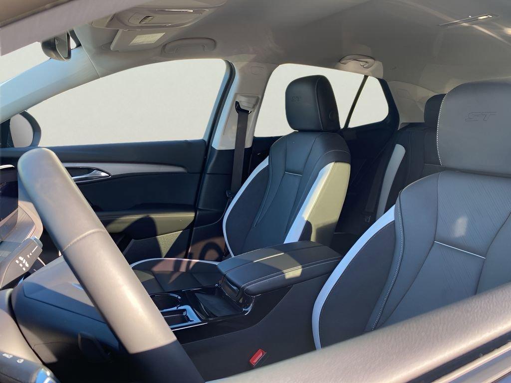 used 2025 Buick Envision car, priced at $31,991