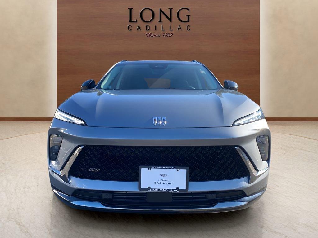 used 2025 Buick Envision car, priced at $31,991