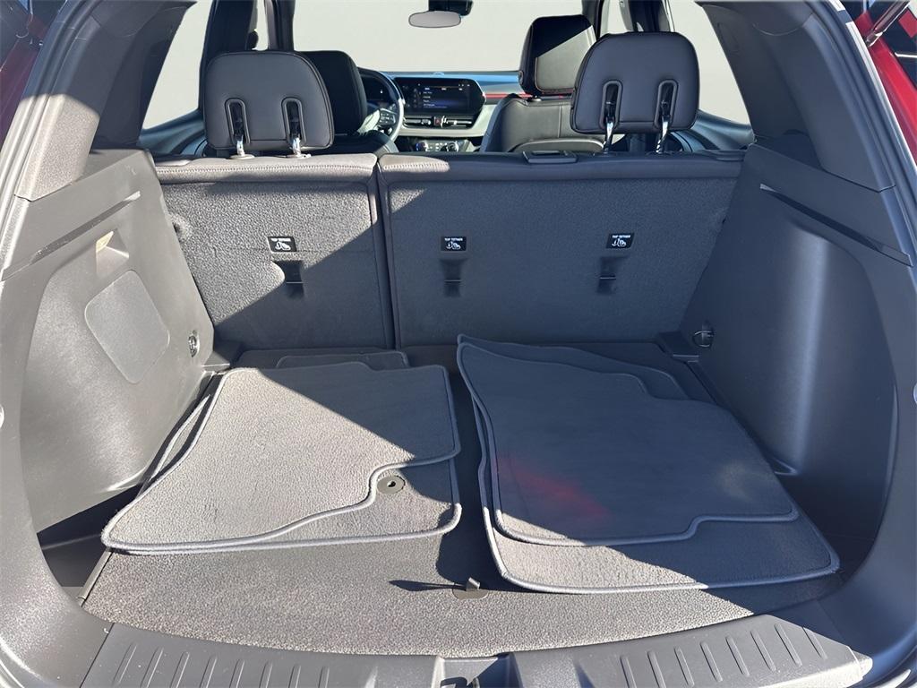 used 2025 Chevrolet TrailBlazer car, priced at $25,991