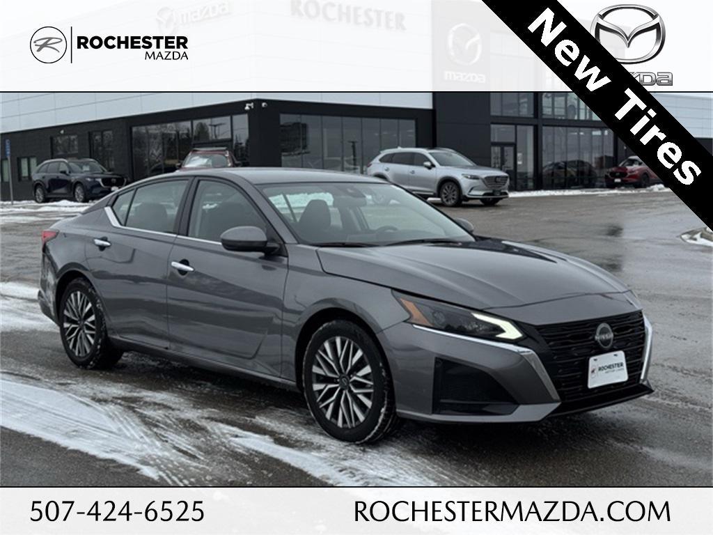 used 2023 Nissan Altima car, priced at $18,799