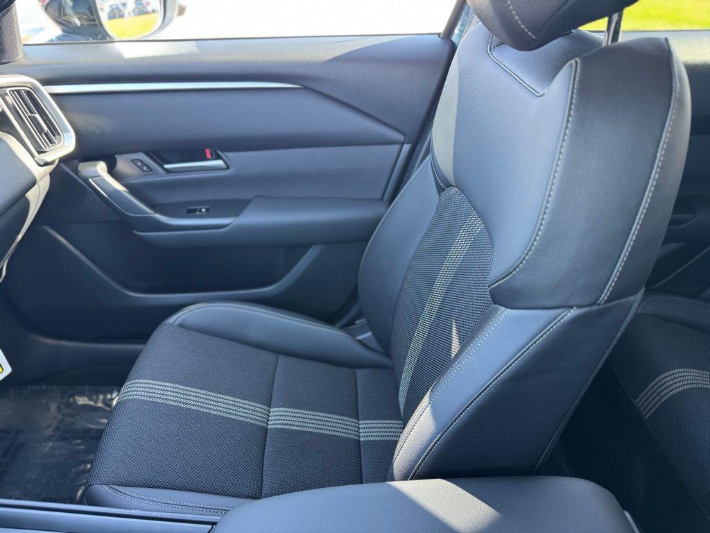 used 2025 Mazda CX-50 car, priced at $28,000