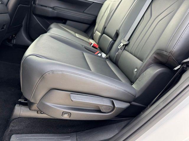 used 2025 Hyundai Santa Fe car, priced at $29,999