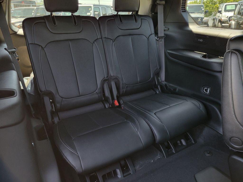 new 2026 Jeep Grand Cherokee L car, priced at $53,635
