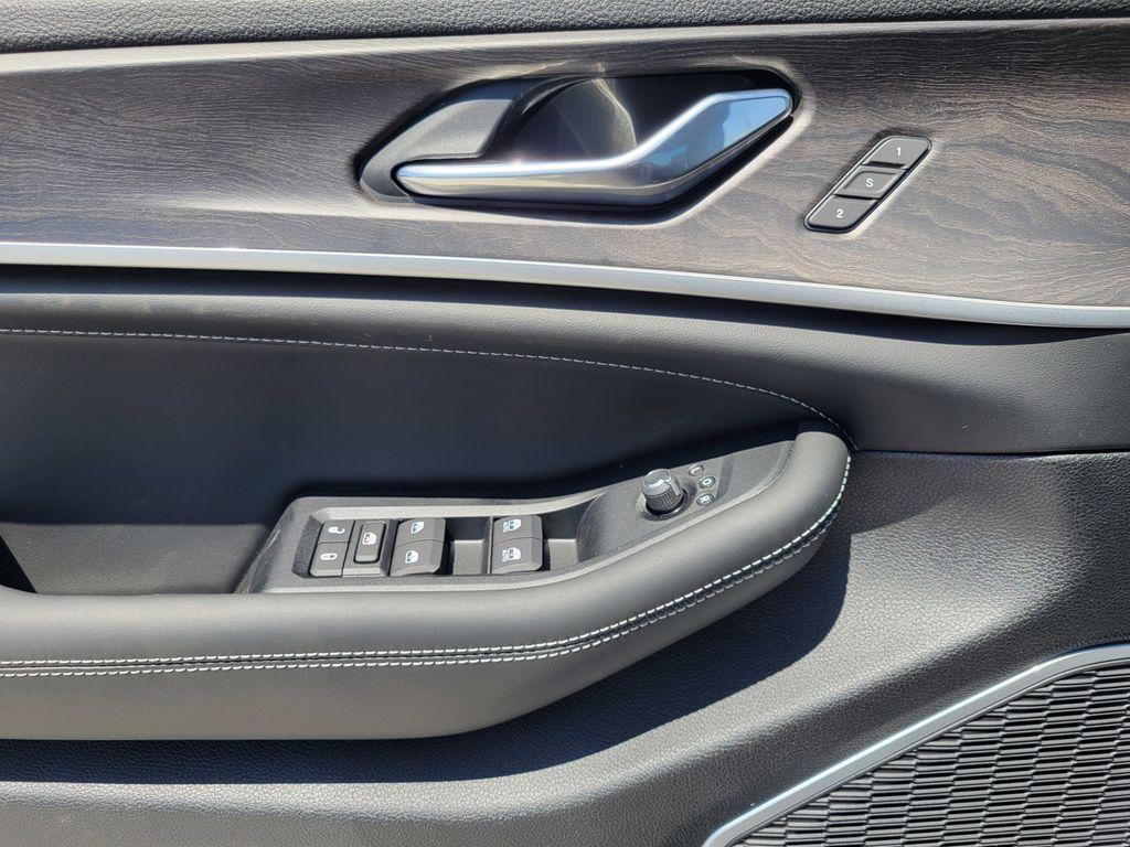 new 2026 Jeep Grand Cherokee L car, priced at $53,635