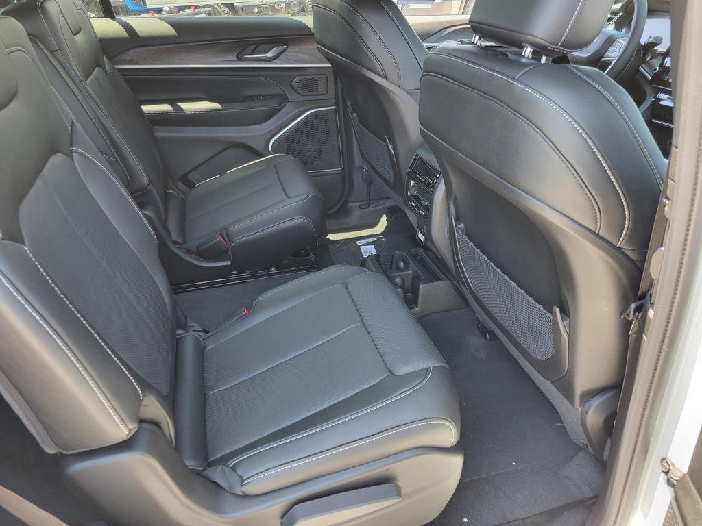 new 2026 Jeep Grand Cherokee L car, priced at $53,635