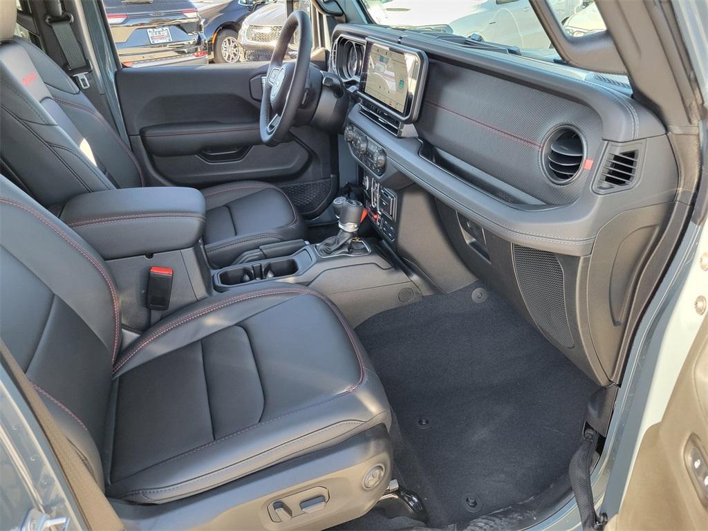 new 2026 Jeep Wrangler car, priced at $66,075