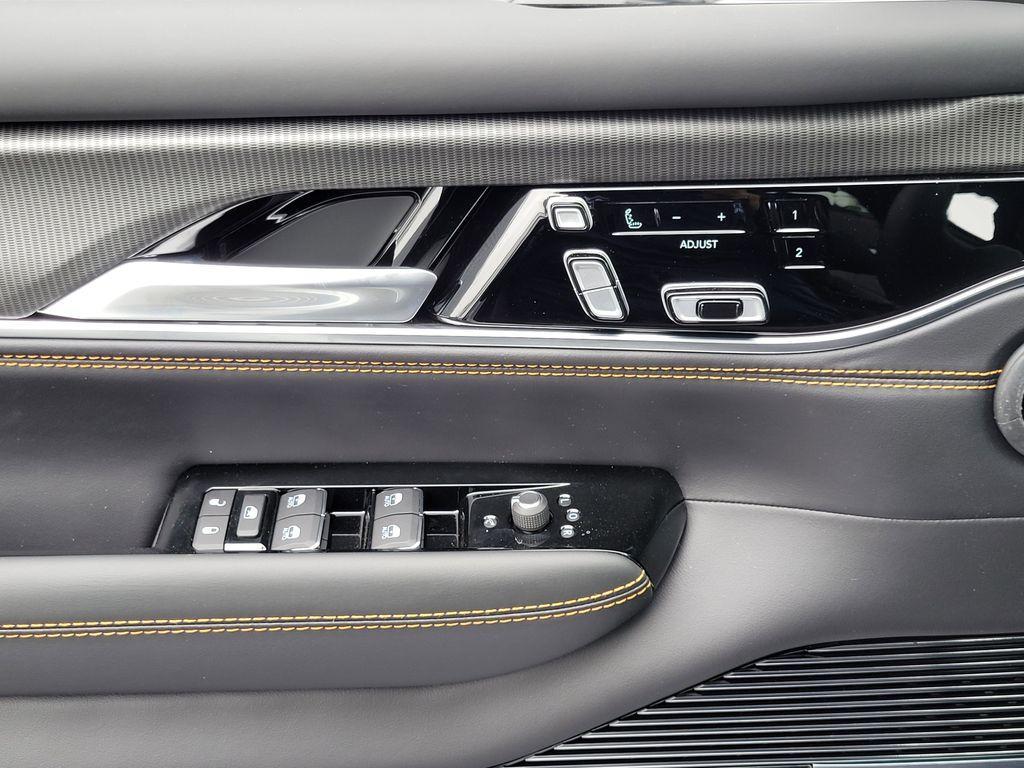 new 2026 Jeep Grand Wagoneer car, priced at $103,330