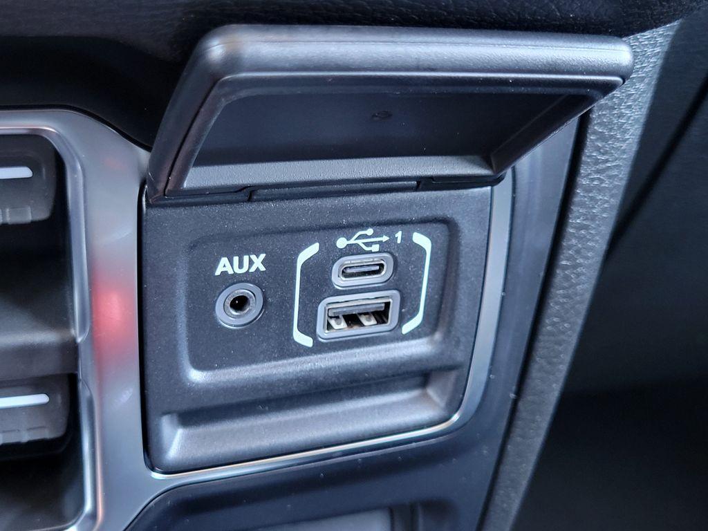 new 2026 Jeep Gladiator car, priced at $47,900