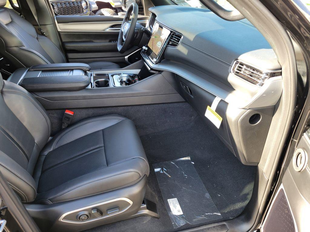 new 2026 Jeep Grand Wagoneer car, priced at $76,291