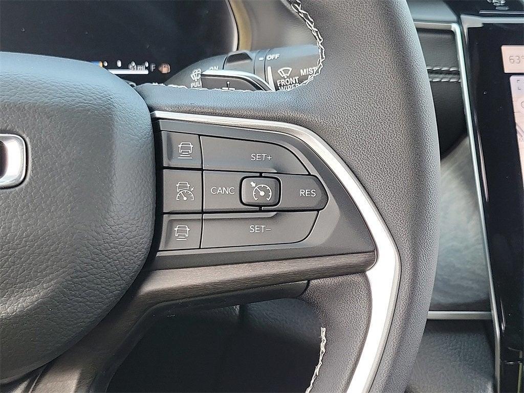 new 2025 Jeep Grand Cherokee car, priced at $43,759