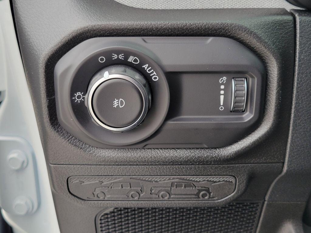 new 2026 Jeep Wrangler car, priced at $51,302