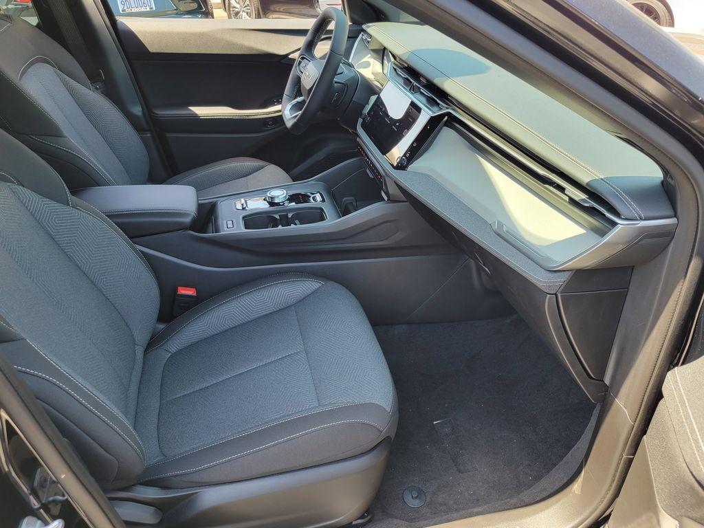 new 2026 Jeep Cherokee car, priced at $39,071