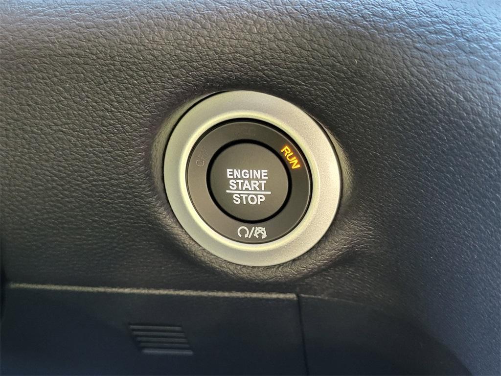 new 2026 Chrysler Pacifica car, priced at $43,420