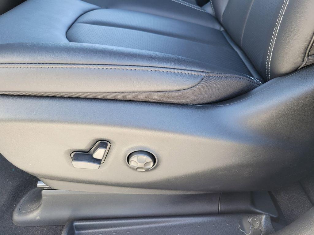 new 2026 Chrysler Pacifica car, priced at $45,845